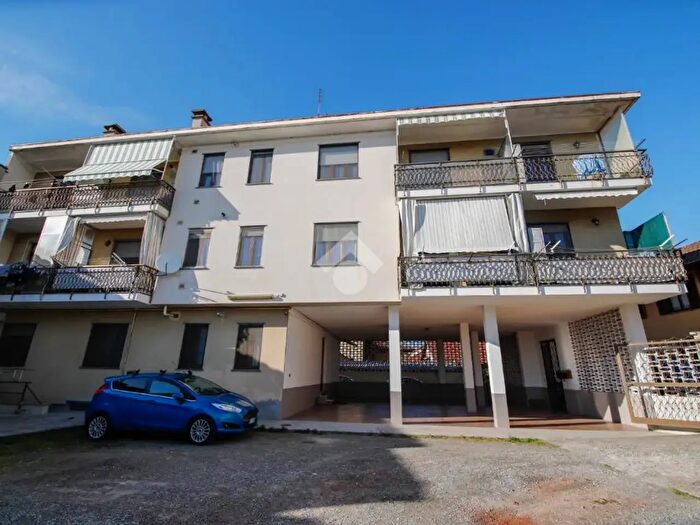 Appartamento quadrilocale in vendita in Via Libania, San Benigno Canavese