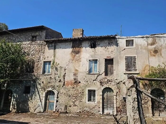 Casa con 6 locali in vendita in Località Zuliani, Lazise