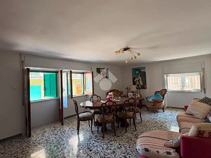 Appartamento trilocale in vendita in Via Pasquale Centofanti, Grumo Nevano