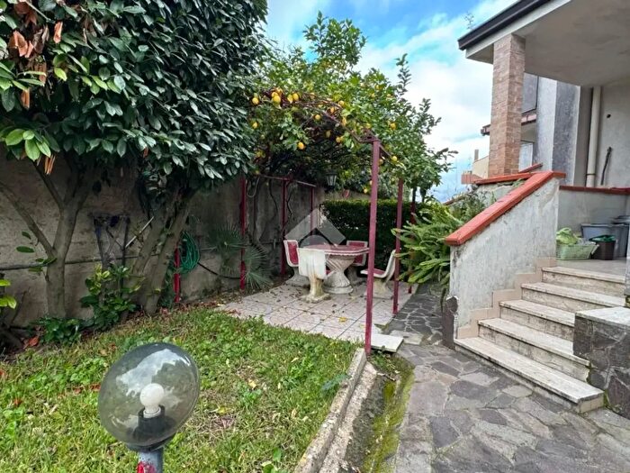 Casa con 6 locali in vendita in Via Aurelio Fierro, San Cipriano Picentino
