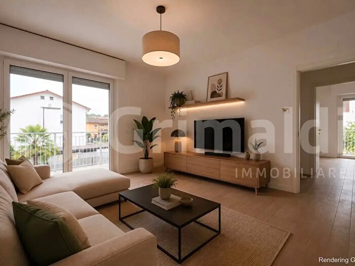 Appartamento quadrilocale in vendita in Via Machiavelli, Lesmo