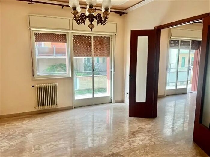 Appartamento con 5 locali in vendita in Via Santa Lucia, Reggio Calabria