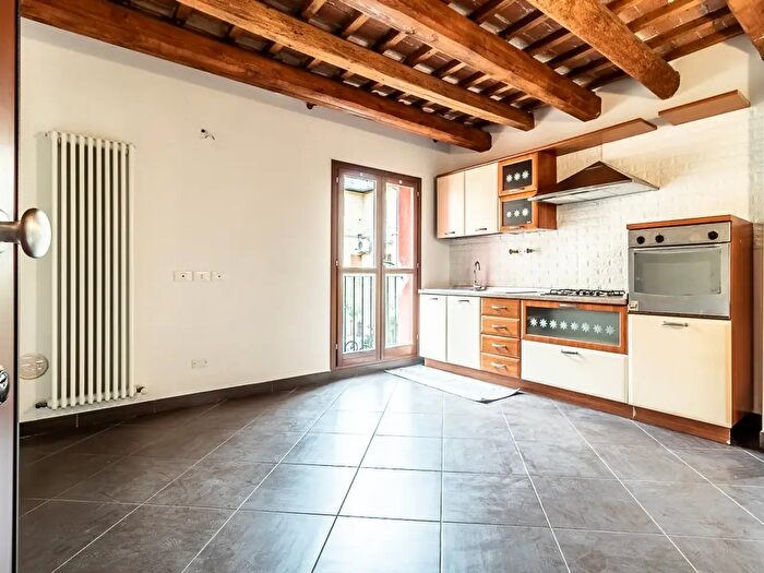 Appartamento trilocale in vendita in Via Campanella, Imola