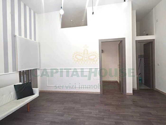 Appartamento monolocale in affitto in Via Rispoli, Centro, Camposano