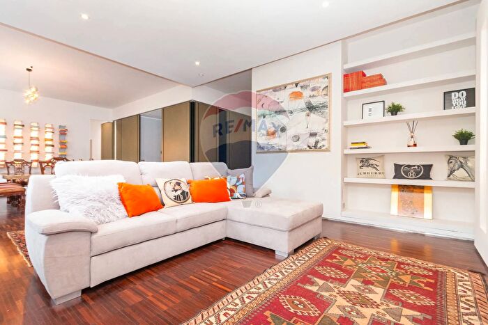 Appartamento con 8 locali in vendita in Corso Matteotti, Torino