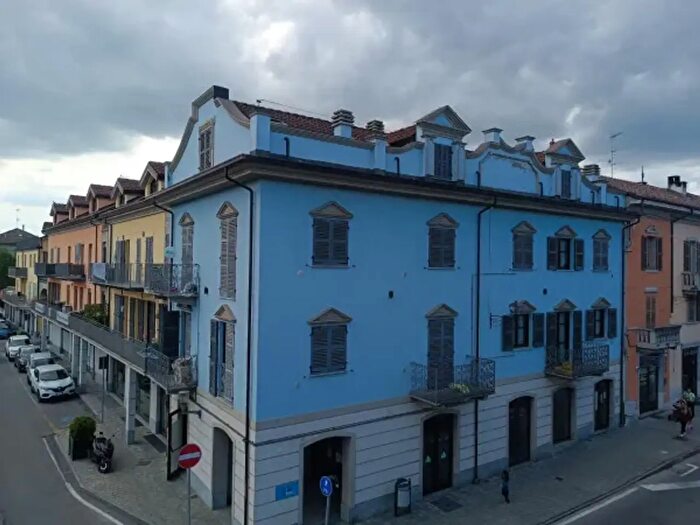Appartamento trilocale in vendita in Via Roma, Nizza Monferrato