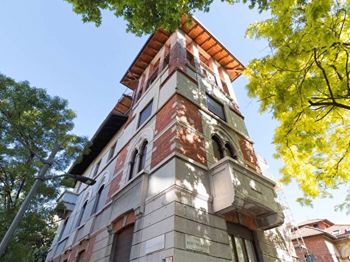 Appartamento trilocale in vendita in Viale Berengario, City Life, Milano