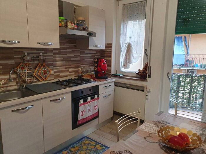 Appartamento trilocale in affitto in Viale Gianevangelista Gobio, Valletta Paiolo, Mantova