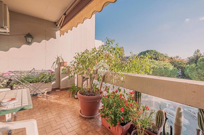 Appartamento quadrilocale in vendita in Via Tommaso Arcidiacono, Roma