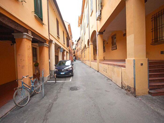 Appartamento monolocale in affitto in Via dellUnione, San Vitale, Bologna