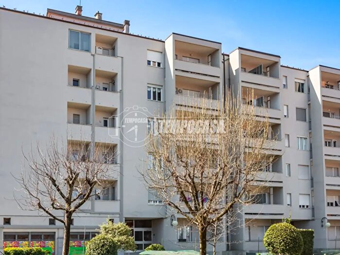 Appartamento quadrilocale in vendita in Viale Regina Elena, Fossano