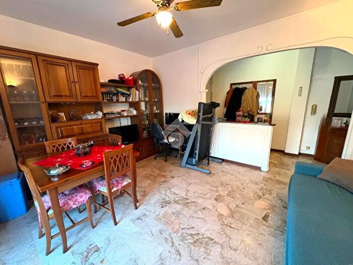 Appartamento trilocale in vendita in Via Vigevano, Cerano