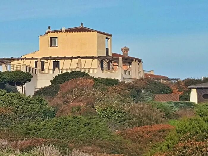 Casa quadrilocale in vendita in Via Casaraccio, Stintino