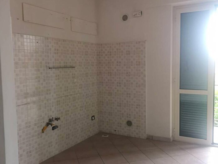 Appartamento trilocale in affitto in Via Vittorio Emanuele, Castello di Cisterna