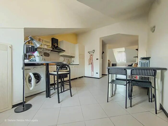 Appartamento trilocale in affitto in Via Burzio Filippo, Torino