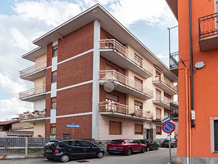 Appartamento trilocale in vendita in Via Mazzini, Nole