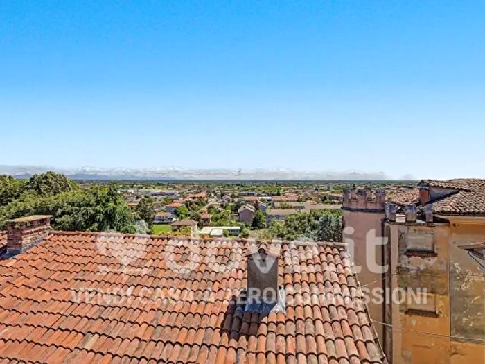 Appartamento trilocale in vendita in Via Nebulina, Oleggio