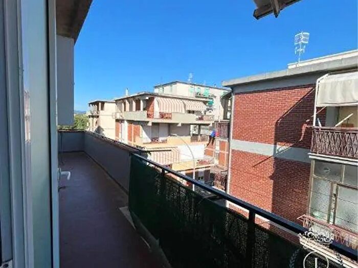 Appartamento con 6 locali in vendita in Follonica