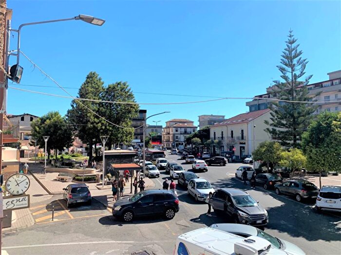 Appartamento trilocale in affitto in Catanzaro Lido, Catanzaro