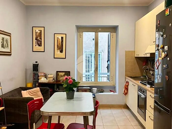 Appartamento trilocale in affitto in Via dei Latini, Roma