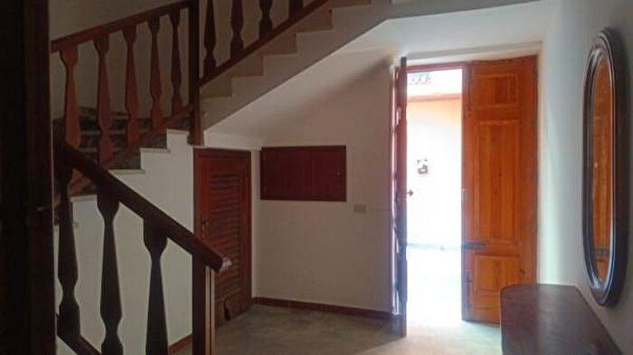 Appartamento trilocale in vendita in Via Nino Bixio, Falcone