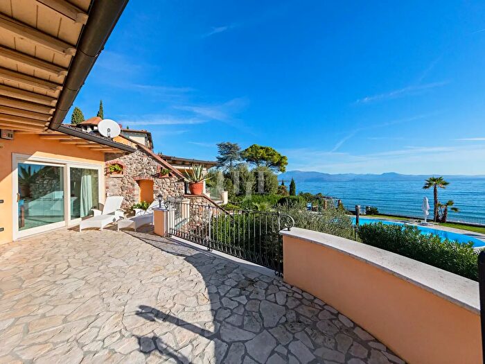 Casa con 5 locali in vendita in Via Marconi, Padenghe Sul Garda