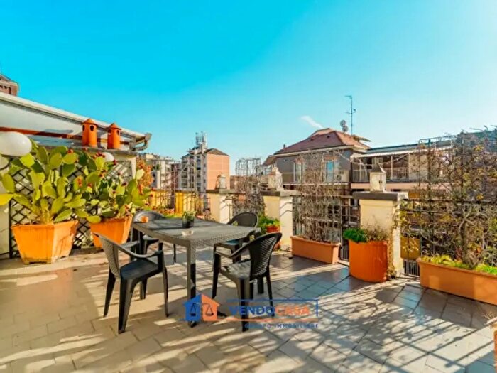 Appartamento trilocale in vendita in Via Carlo Maderno, Milano