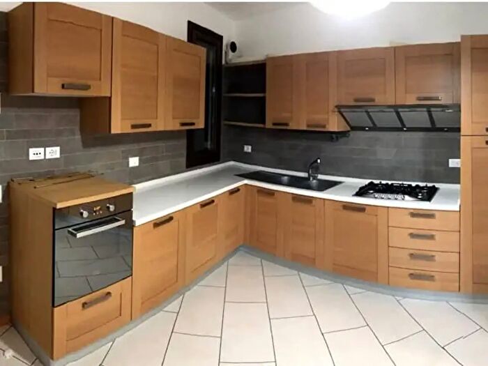 Appartamento quadrilocale in vendita in Via Campo della Torre, Cesena