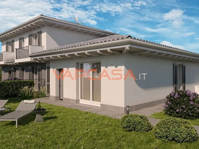 Case in Vendita e in Affitto - 2