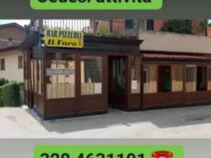 Casa quadrilocale in vendita in Via del Frassine, Ventasso