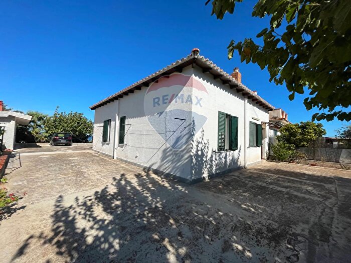 Casa con 7 locali in vendita in Contrada Quaranta Salme Snc, Termini Imerese