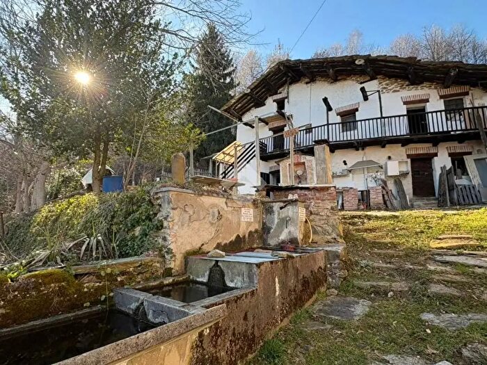 Casa quadrilocale in vendita in Borgata Rulf, Melle