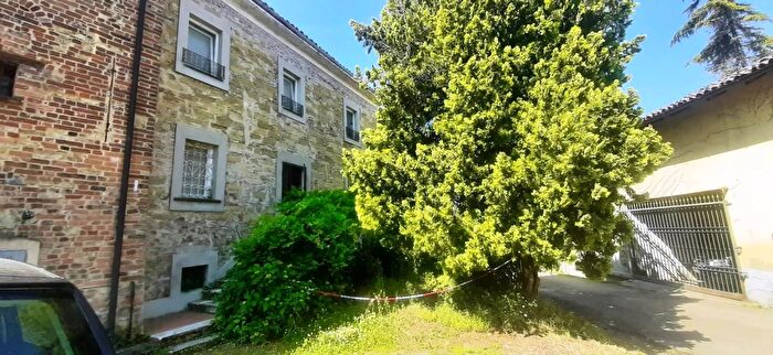 Casa con 12 locali in vendita in Via Madonna Mombello Monferrato, Mombello Monferrato