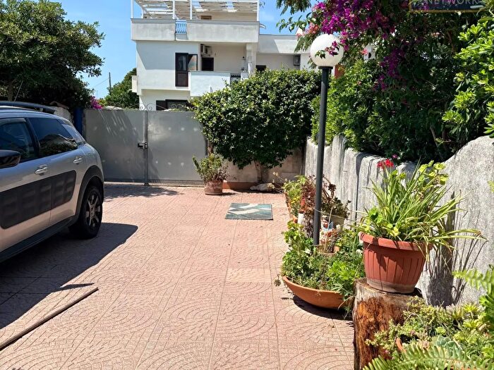 Appartamento trilocale in vendita in Viale Lazio, Ardea