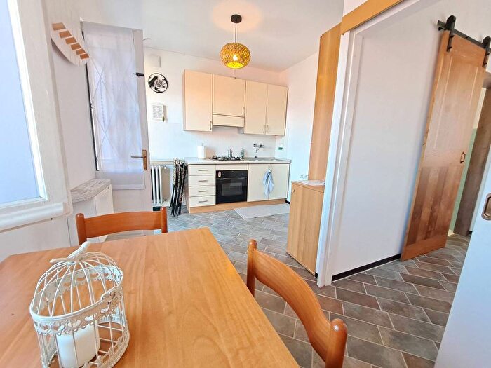 Appartamento bilocale in affitto in Via Regina, Centro, Musso