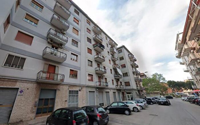 Appartamento trilocale in affitto in Viale Ofanto d, Foggia