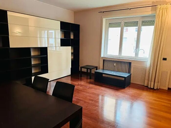 Appartamento bilocale in affitto in Via Vincenzo Monti, Milano