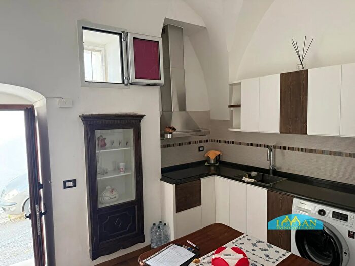 Casa bilocale in vendita in Vicolo I SantAnna, Ceglie Messapica