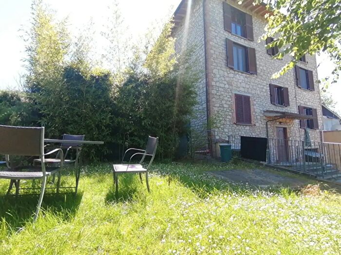 Appartamento quadrilocale in vendita in Voc La Cima di Sotto, Marsciano
