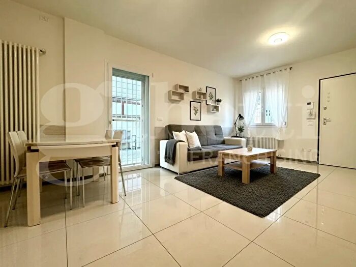 Appartamento quadrilocale in vendita in Via Martiri di Monte Sole, Bologna