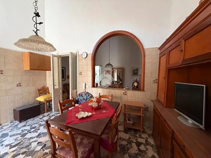 Casa quadrilocale in vendita in Via Giuseppe Mazzini, Cavallino