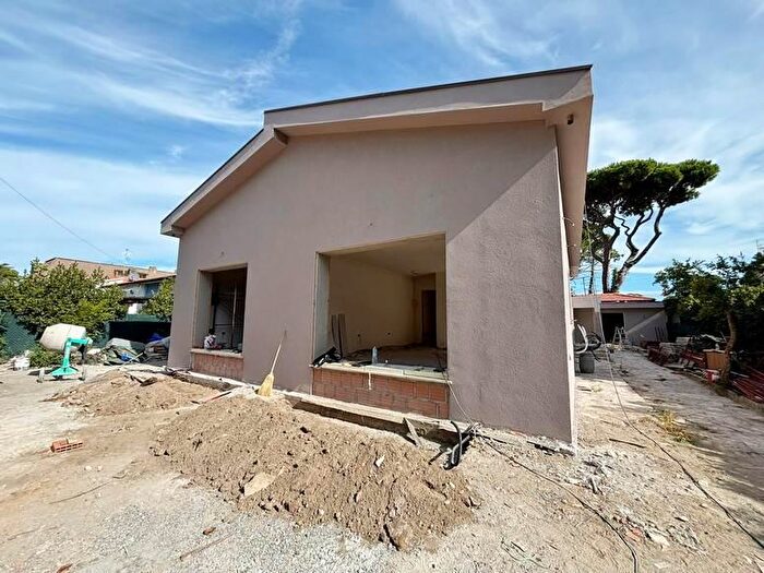 Appartamento trilocale in vendita in Via del Tombolo, Grosseto