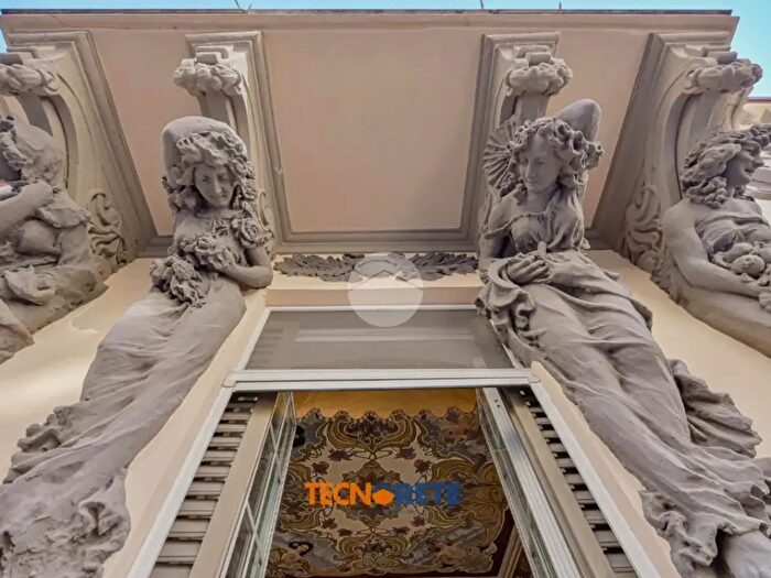 Appartamento con 5 locali in vendita in Via Lazzaro Spallanzani, La Spezia