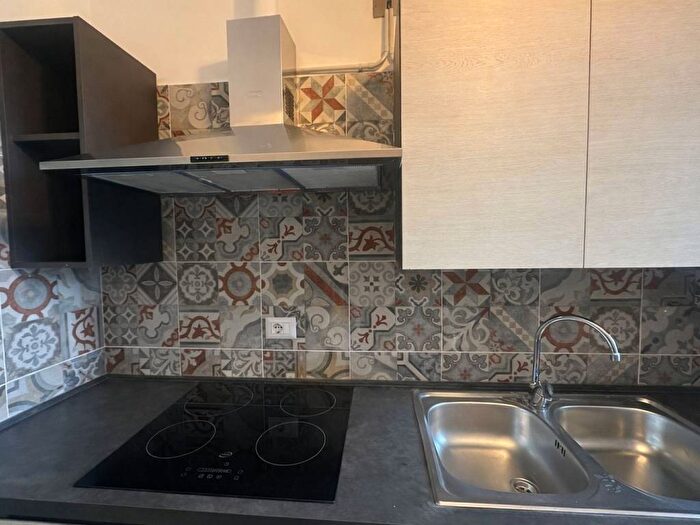 Appartamento trilocale in affitto in Via Casarsa, Bruzzano, Milano