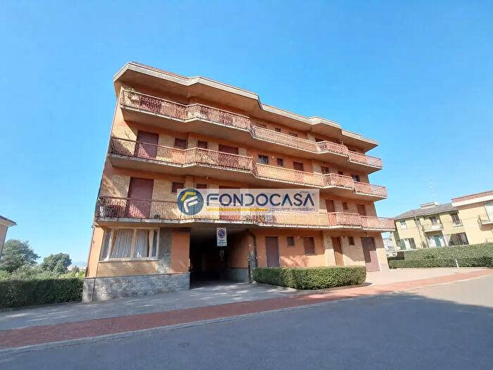 Appartamento quadrilocale in vendita in Via delle Macchie, Massa