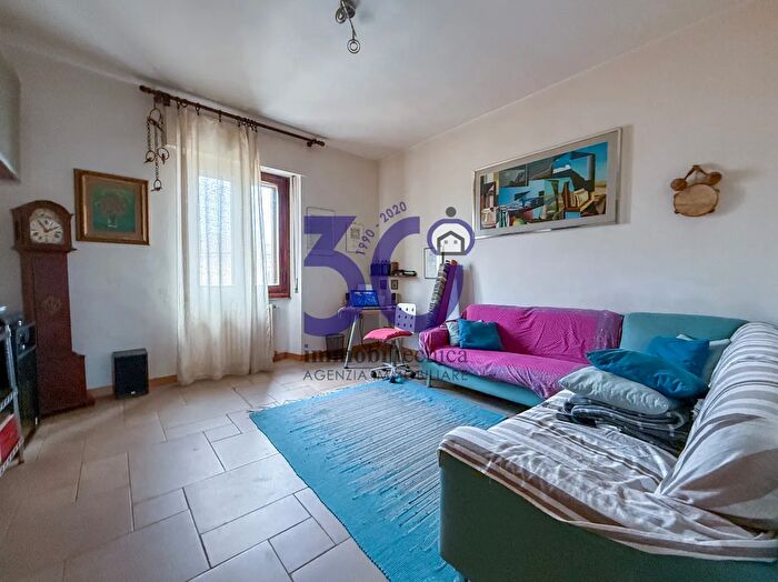 Appartamento trilocale in vendita in Pescaiola, Arezzo