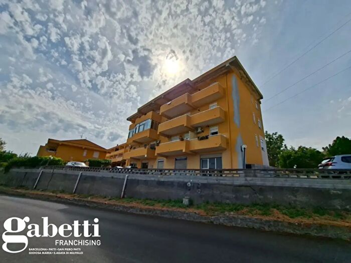 Appartamento quadrilocale in vendita in Cda Paseana Snc, Patti