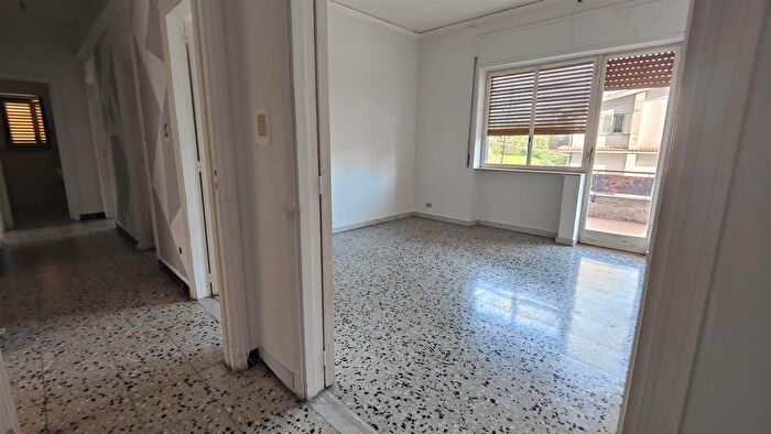 Appartamento con 6 locali in vendita in Cosenza