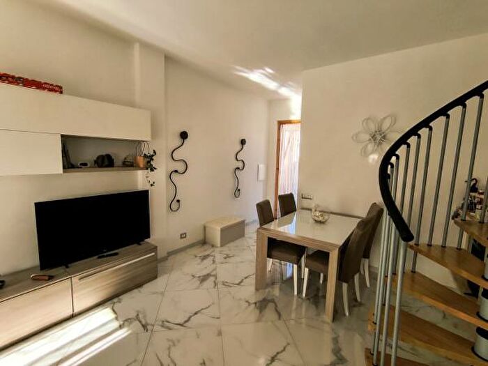 Appartamento trilocale in vendita in Via Viterbo, Cerveteri