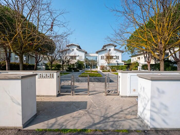 Appartamento bilocale in vendita in Via Monte Cimone, Cervia